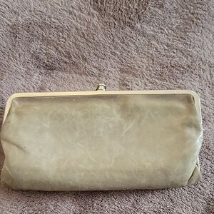 HOBO Classic Cream Wristlet Clutch